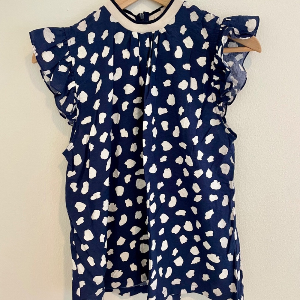 Thml Cute Navy And White Top With Flutter Sleeves… - image 2